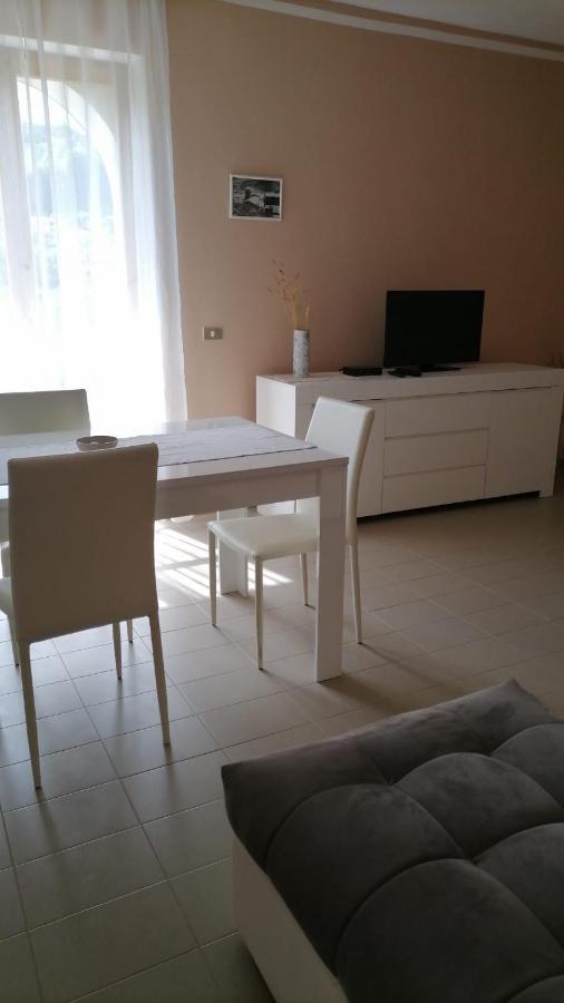 Casa Vacanze "Ellen" Bianchi المظهر الخارجي الصورة